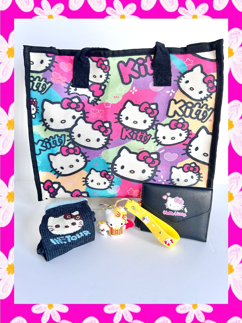 💝(HK398) Hello Kitty Adorable 4-Piece Tote Bag Bundle!